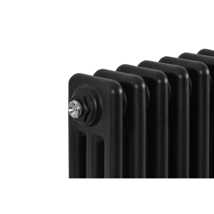 Grzejnik żeberkowy poziomy retro Column Line CL3E-575x695-D50L/P czarny