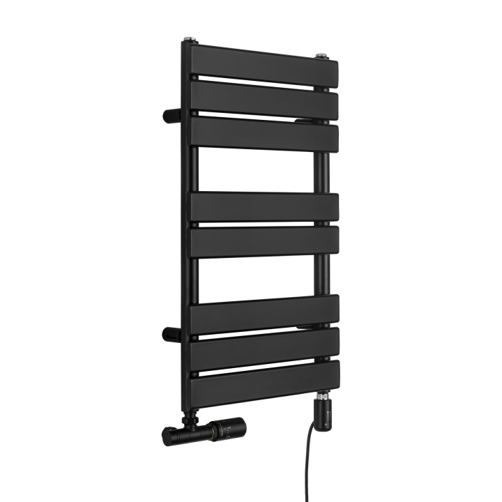 Grzejnik łazienkowy UCS 700x400 czarny